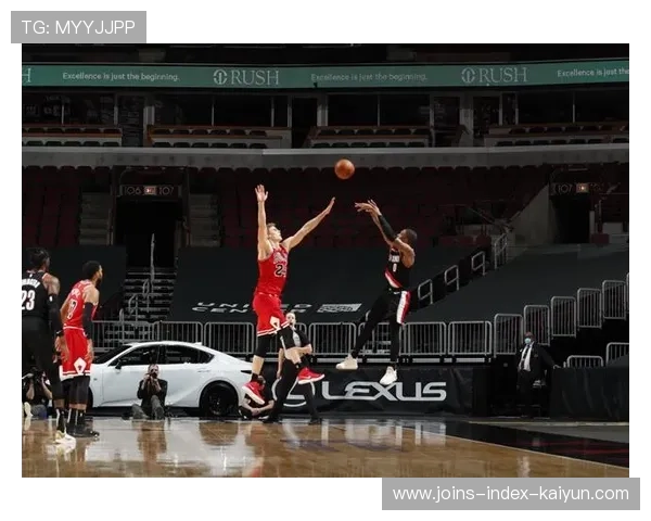 利拉德压哨绝杀,密尔沃基主场沸腾 利拉德压哨绝杀,密尔沃基主场沸腾